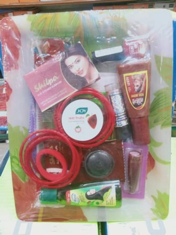 Suhag Samagri Kit, GENERIC Navratri MATA ka shringar kit/Suhag Kit/ - Devi Solah Shringar Kit with 21 Shringars(Items) 16 Items Box Packing