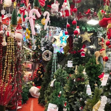 CHRISTMAS ITEM 🎄🎁