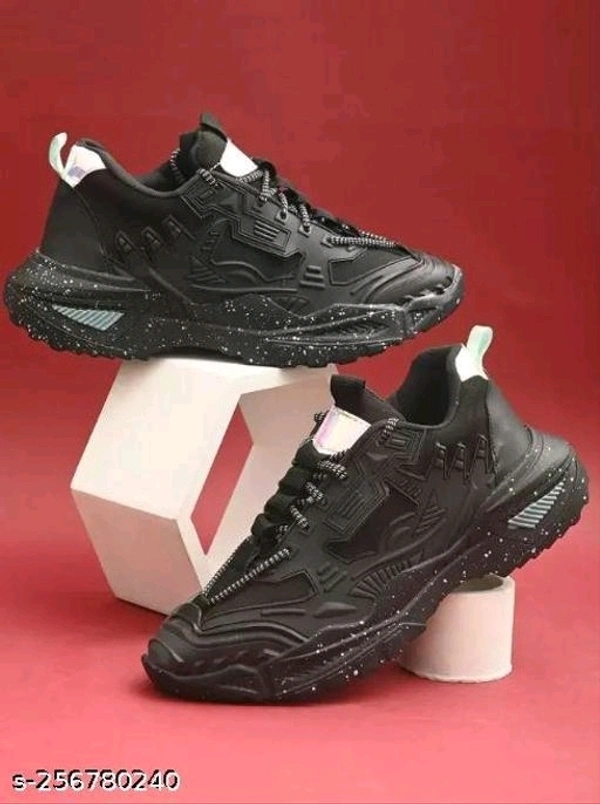 Latest Trendy Men Sports Shoes - Black, 6