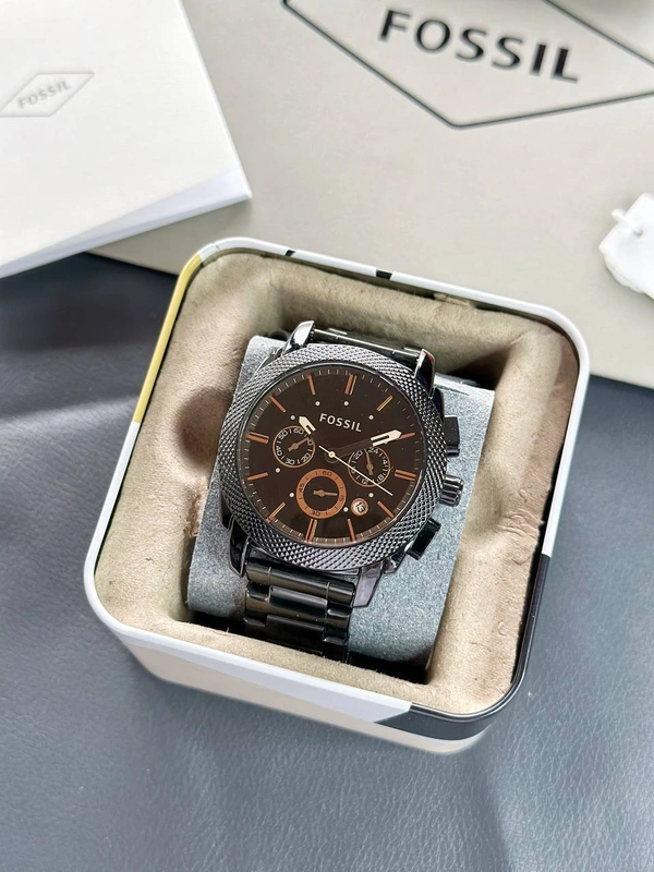 ✅This 45 mm fossil features a black  dial, chronograph movement and full black metal strap