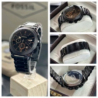 FOSSIL ✅This 45 mm fossil features a black dial, chronograph movement and full black metal strap - Cinnamon