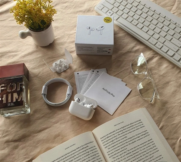 Air Pods Pro Premium Quality With Active Noise Cancellation With High Quality Silicon Case - White, 1 Month Replacement Warranty