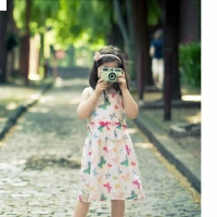 Shopnav Samsung Galaxy A20 Small Girl with Camera Mobile Case Cover