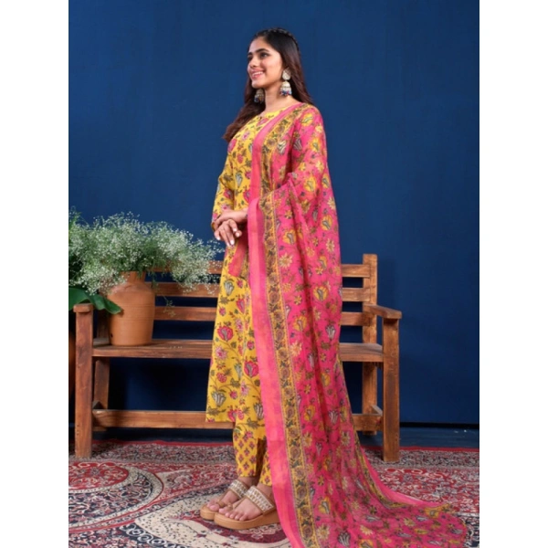 Women's Cotton Blend Printed Kurti With Pant Dupatta Set (Yellow) - XL