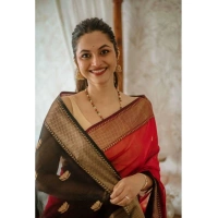 Generic Women's Cotton Printed Saree With Unstitched Blouse 5.5Mtr (Red) - Red
