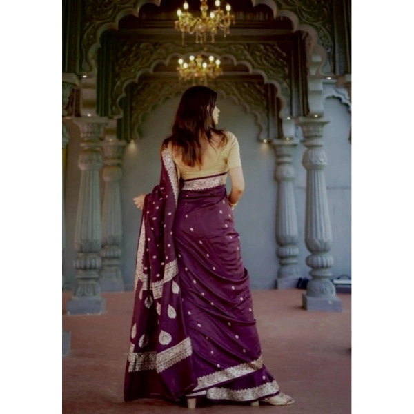 Generic Women's Cotton Printed Saree With Unstitched Blouse 5.5Mtr (Purple) - Purple