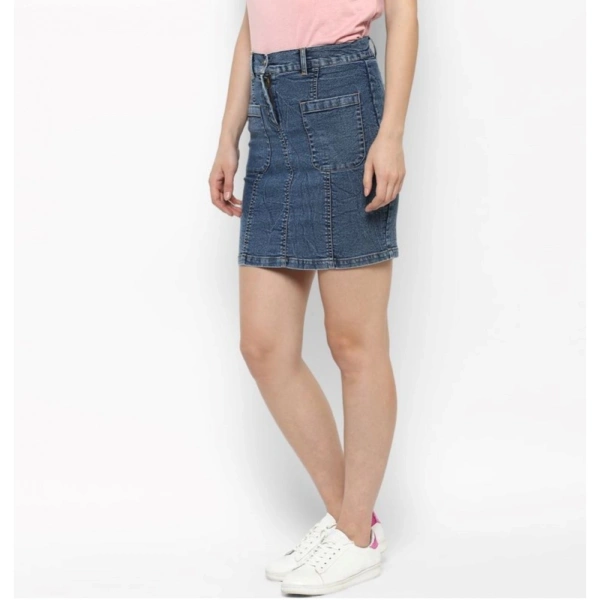 Women's Denim Front Pocket Buttoned Skirt (Blue) - XL