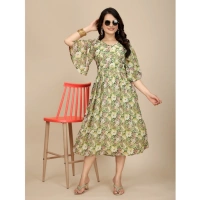 Women's Georgette Printed Round Neck Short Sleeve Dresses (Green) - XL