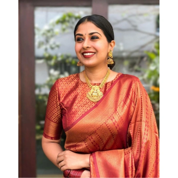 Shopnav Women's Litchi silk Printed Saree With Unstitched Blouse (Red)