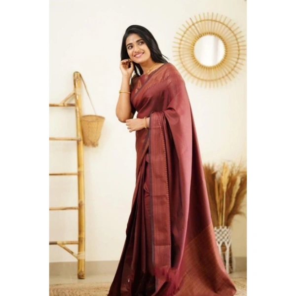 Shopnav Women's Litchi silk Printed Saree With Unstitched Blouse (Maroon)