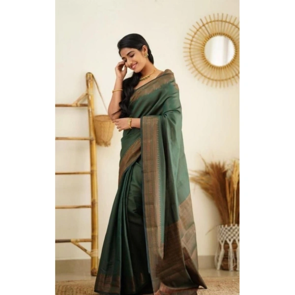 Shopnav Women's Litchi silk Printed Saree With Unstitched Blouse (Green)