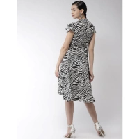 Women's Polyester Animal Print Short Sleeve Knee-Length Dress (Black - White) - M