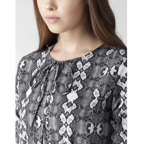 Women's Polyester Animal Print Short Sleeve Knee-Length Dress (Black - White) - XL