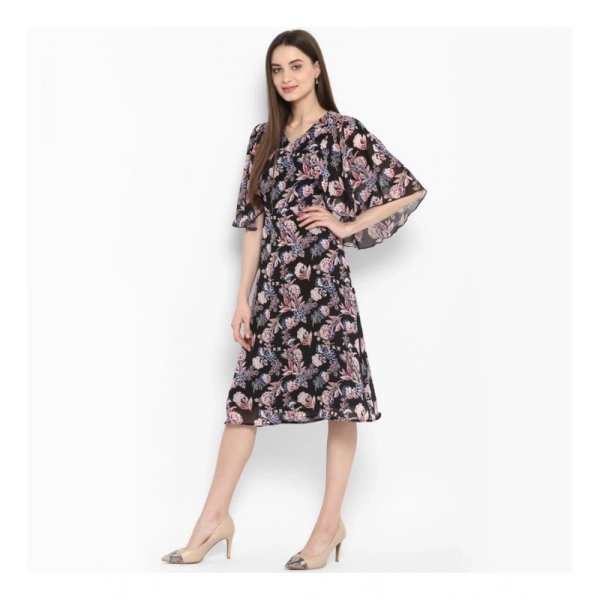 Women's Polyester Floral Short Sleeve Knee-Length Dress (Black - Multicolor) - M