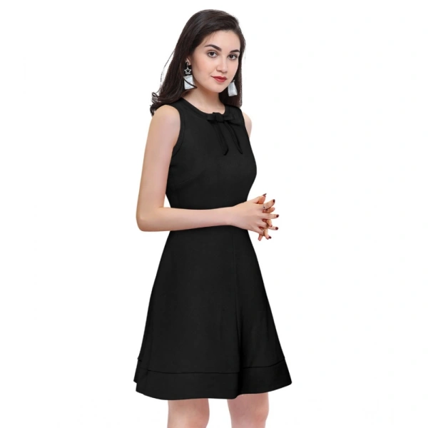 Women's Polyster Solid Round Neck Sleeveless Dresses (Black) - M