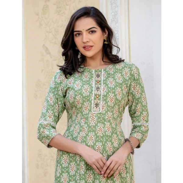 Women's Rayon Print With Embroidery Work A-Line Kurti (Green) - 2XL
