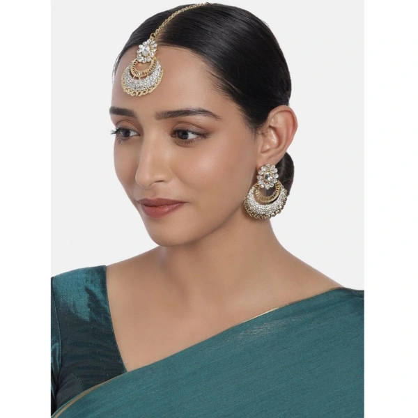 Shopnav Women's Rose Gold Plated Alloy Kundan Earrings & Mangtikka (White) - White