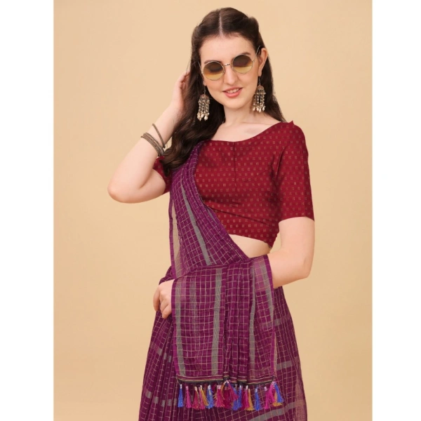 Women's Silk Blend Checkered Saree With Unstitched Blouse 5.5Mtr (Maroon) - Maroon