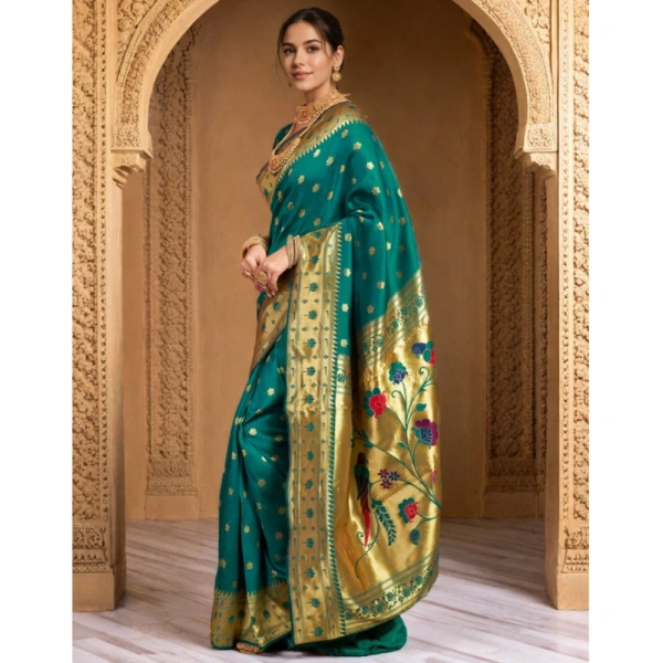 Women's Silk Blend Woven Saree With Unstitched Blouse 5.5Mtr (Green)