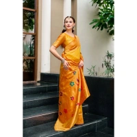 Women's Silk Blend Zari Woven Saree With Unstitched Blouse 5.5Mtr (Mustard)
