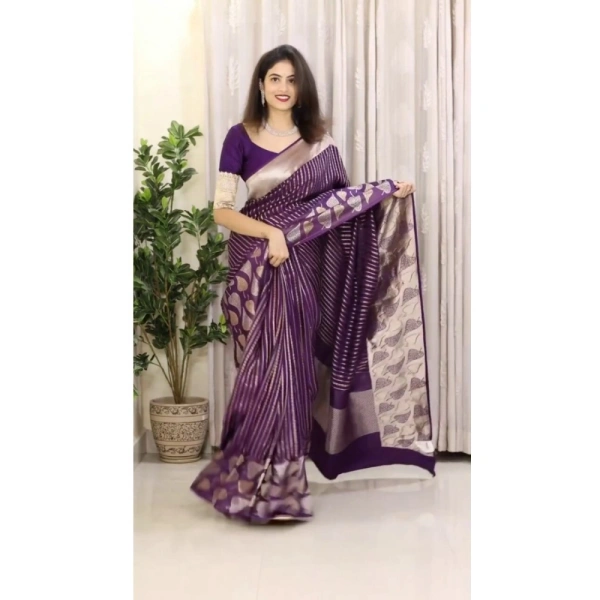 Generic Women's Silk Printed Saree With Unstitched Blouse 5.5Mtr (Purple) - Purple
