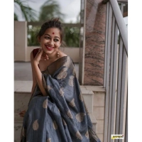 Generic Women's Silk Printed Saree With Unstitched Blouse 5.5Mtr (Grey) - Grey