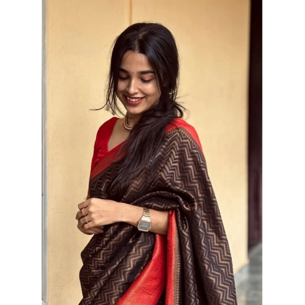 Generic Women's Silk Printed Saree With Unstitched Blouse 5.5Mtr (Brown) - Brown