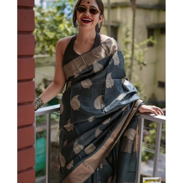 Generic Women's Silk Printed Saree With Unstitched Blouse 5.5Mtr (Black) - Black