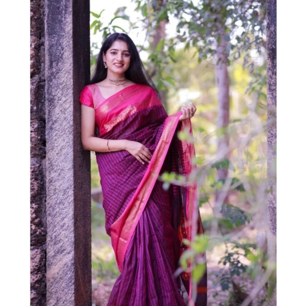 Generic Women's Silk Printed Saree With Unstitched Blouse 5.5Mtr (Purple) - Purple
