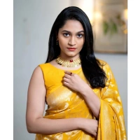 Generic Women's Silk Printed Saree With Unstitched Blouse 5.5Mtr (Yellow) - Yellow