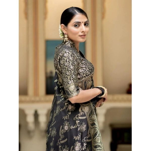 Generic Women's Silk Printed Saree With Unstitched Blouse 5.5Mtr (Black) - Black