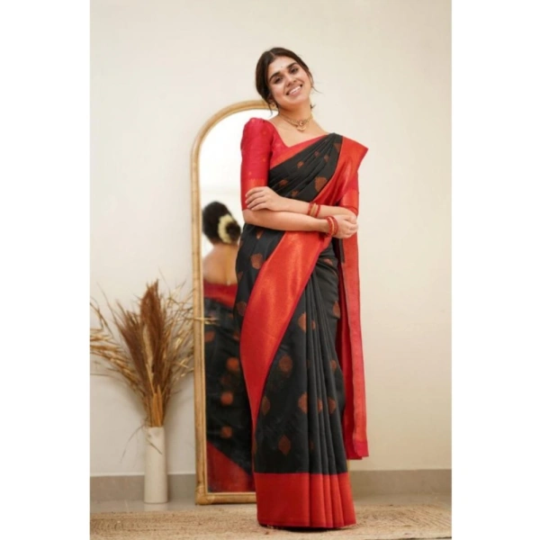 Generic Women's Silk Printed Saree With Unstitched Blouse 5.5Mtr (Black) - Black