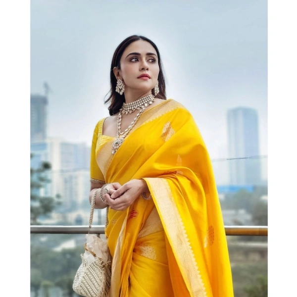 Generic Women's Silk Printed Saree With Unstitched Blouse 5.5Mtr (Yellow) - Yellow