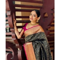 Generic Women's Silk Printed Saree With Unstitched Blouse 5.5Mtr (Green) - Green