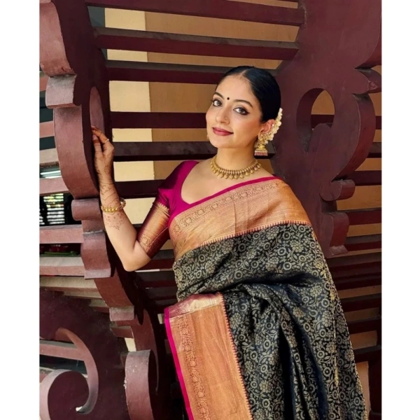 Generic Women's Silk Printed Saree With Unstitched Blouse 5.5Mtr (Green) - Green