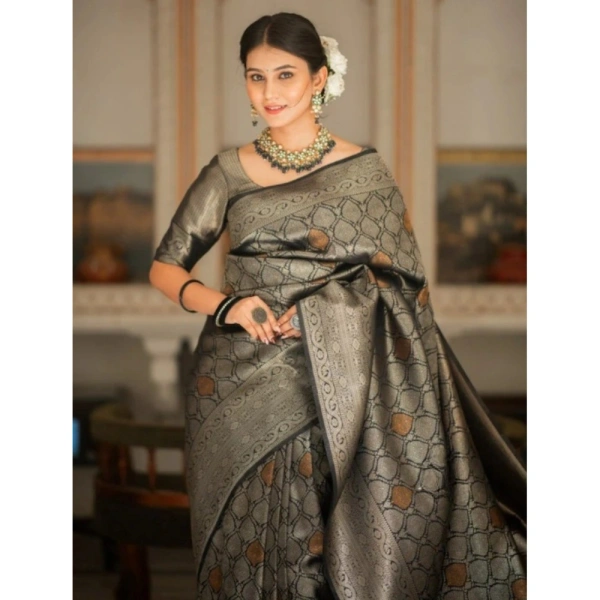 Generic Women's Silk Printed Saree With Unstitched Blouse 5.5Mtr (Black) - Black