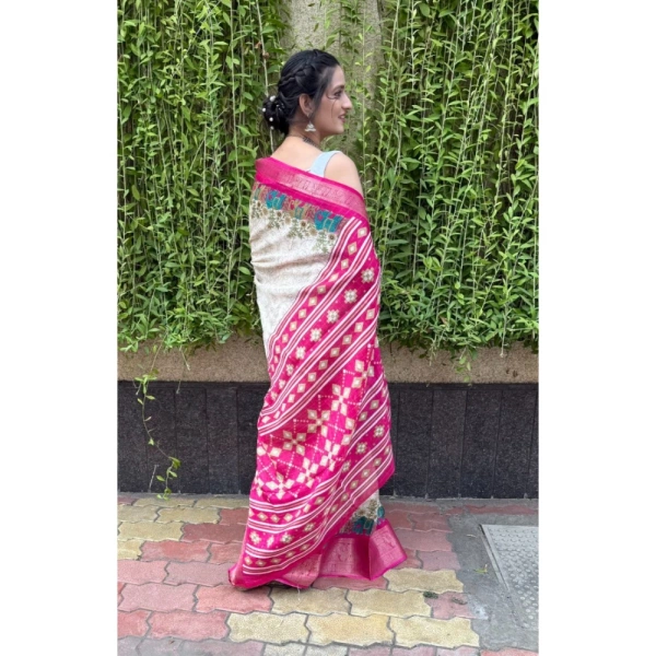 Generic Women's Soft Dola Cotton Kalamkari Printed Saree With Unstitched Blouse 5.5Mtr (White) - White