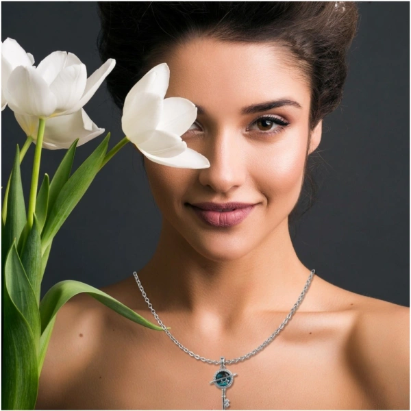 Shopnav Women's Stainless Steel Key Design Delicate Chain (Silver Plated) - Silver Plated