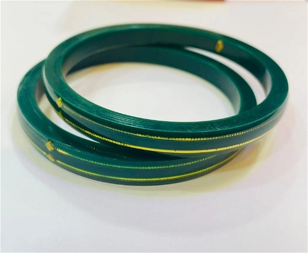 TRJ MAHALAXMI GREEN DOUBLE DEKKER HUID HALLMARK 916 22KT GOLD POLA BADHANO BANGLES VIRAL POLA (LAMINATED) 1 PAIR APPROX. WGT: 0.400 GM WITH PURITY SMART CARD - 30 (2/10)