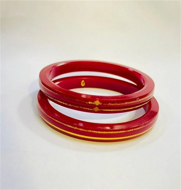 TRJ MAHALAXMI RED DOUBLE DEKKER HUID HALLMARK 916 22KT GOLD POLA BADHANO BANGLES VIRAL POLA (LAMINATED) 1 PAIR APPROX. WGT: 0.400 GM WITH PURITY SMART CARD - 20 (2/0)