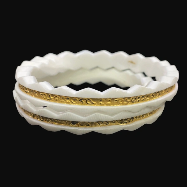 TRJ BROAD BUMMER HALLMARK 916 22KT GOLD SAKHA BADHANO APPROX. WGT: 0.600 GM WITH PURITY SMART CARD - 26 (2/6)