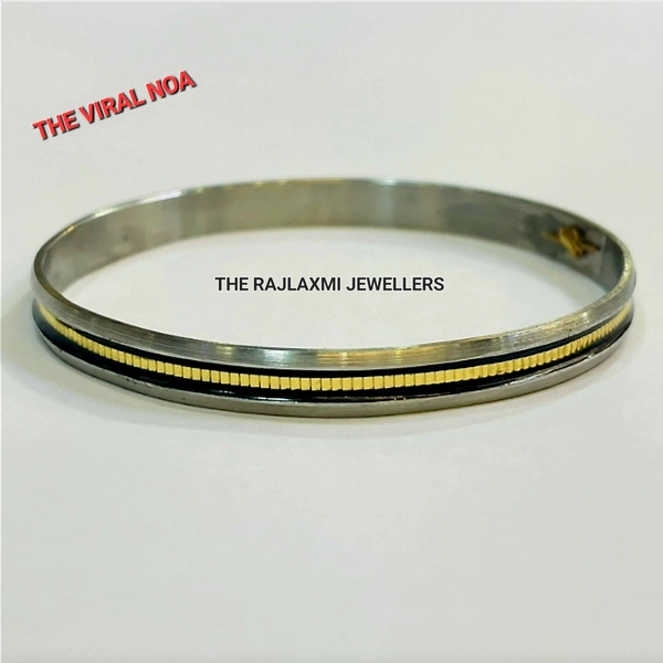 TRJ PREMIUM VIRAL NOA HALLMARK 916 22KT GOLD NOA BADHANO APPROX. WGT: 0.150 GM WITH PURITY SMART CARD. - 23