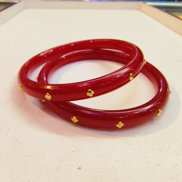 RED DOTS KDM GOLD POLA BADHANO (1 PAIR) APPROX WGT: 0.250 GM 