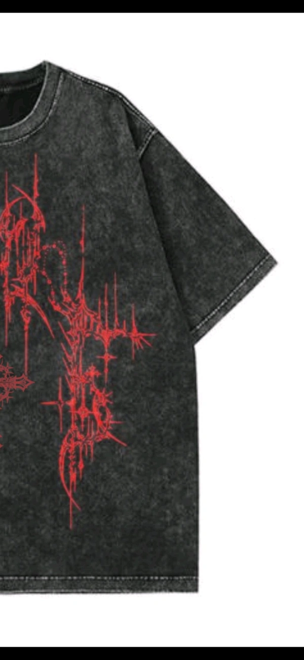 "Blade Saint" Oversize Tshirts - S, Dorado