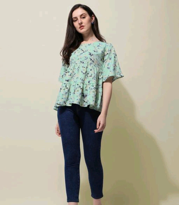Green Floral Print Layered Top in Crepe fabric with Round Neck and Half Sleeve - S