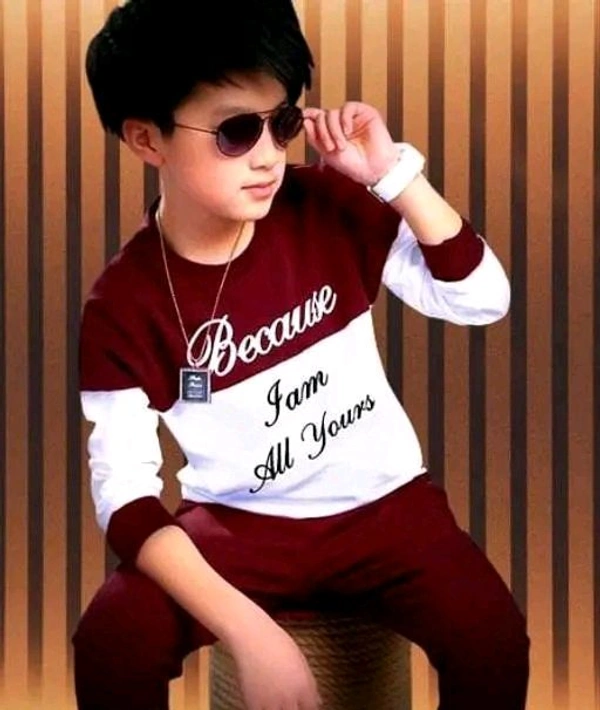 Trendy kids Round neck tshirt  - Maroon, 32