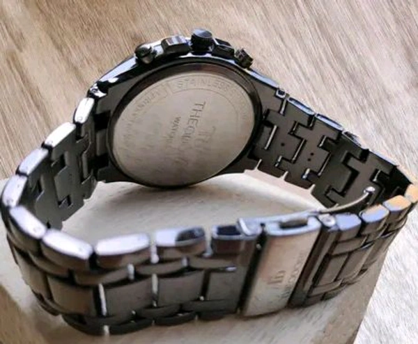 Name: Trendy Metal Wrist Watches