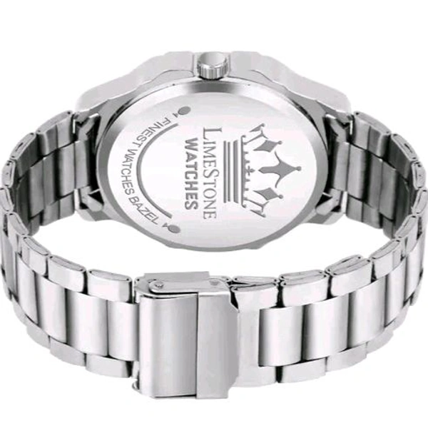 Lime Stone LIMESTONE OTUS 3D Dial The Vintage Day and Date Functioning Boys Quartz Analog Watch - Black