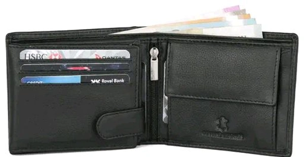 Trendy WildHorn Green RFID Protected 100% Genuine Leather Wallet for Men? - Black