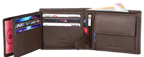 Trendy WildHorn Green RFID Protected 100% Genuine Leather Wallet for Men? - Mai Tai